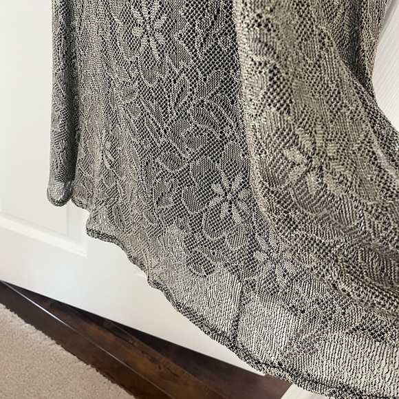 Beautiful Long Party Dress - Picture 2 of 7